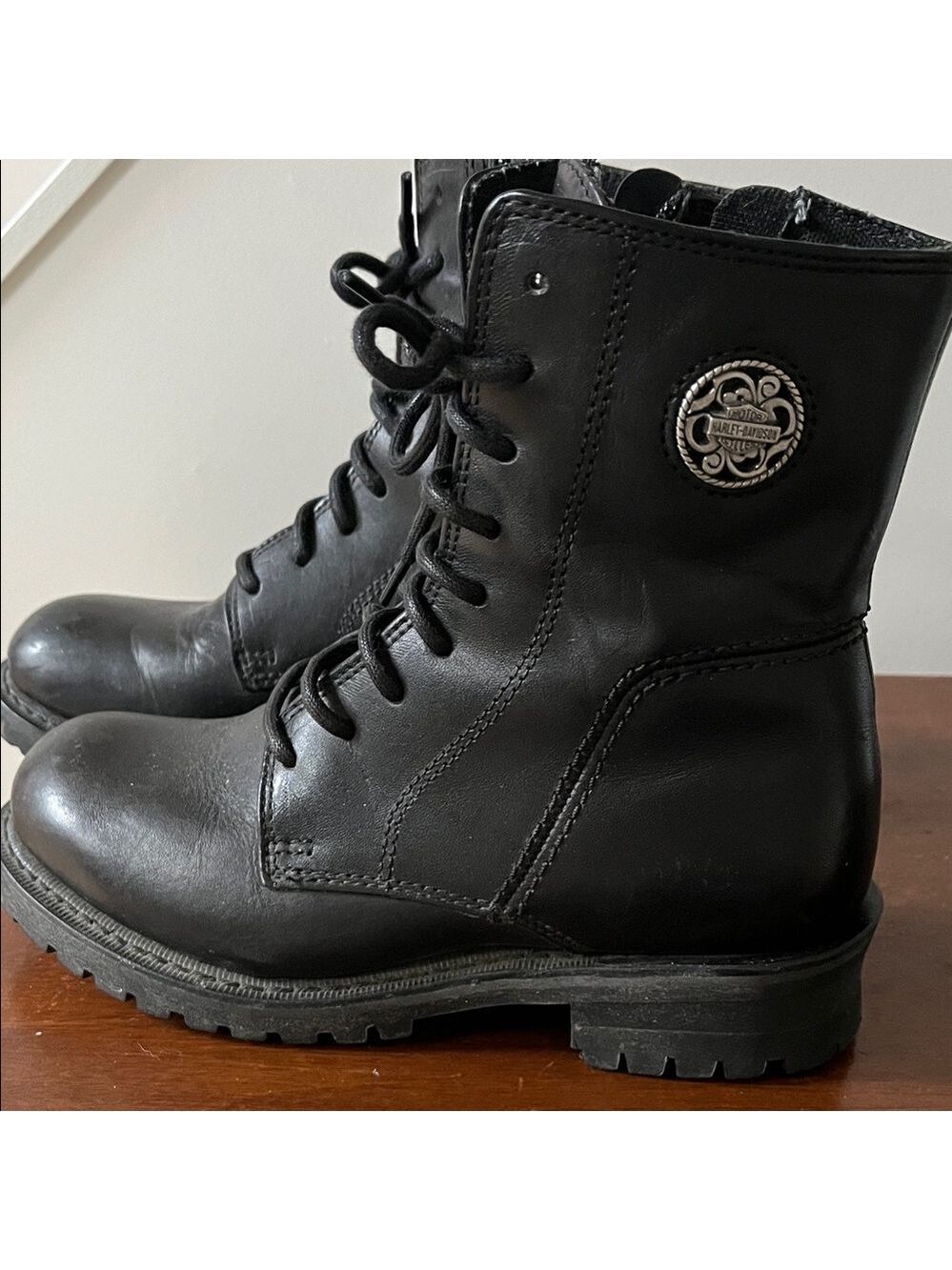 HOST PICK 🏍️Harley-Davidson Black Leather Boots with Silver Medallion
